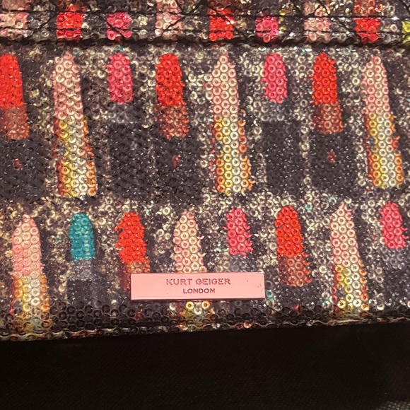 Kurt Geiger Kensington Medium Lipstick Print Sequin Crossbody - Picture 2 of 6
